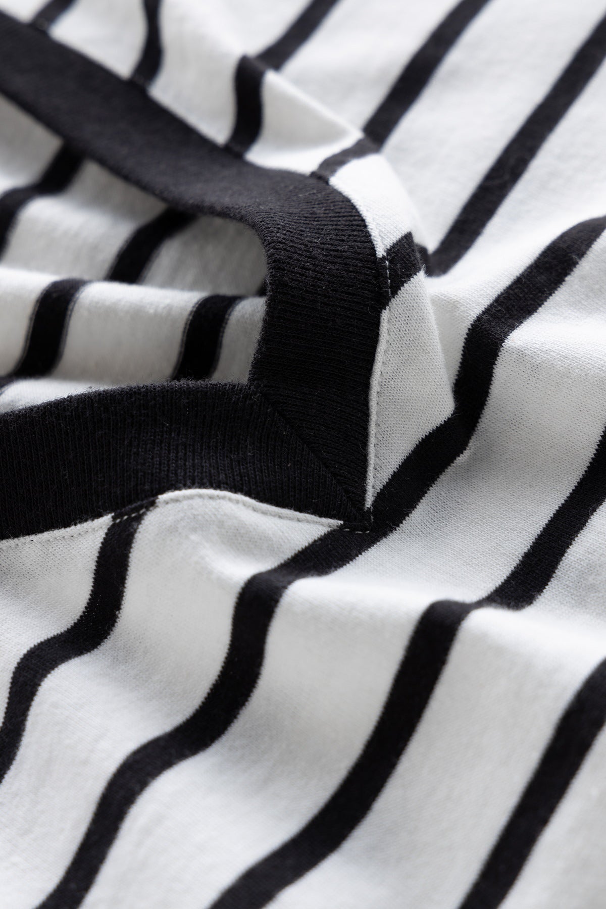 Loose-Fit Striped V-Neck T-Shirt